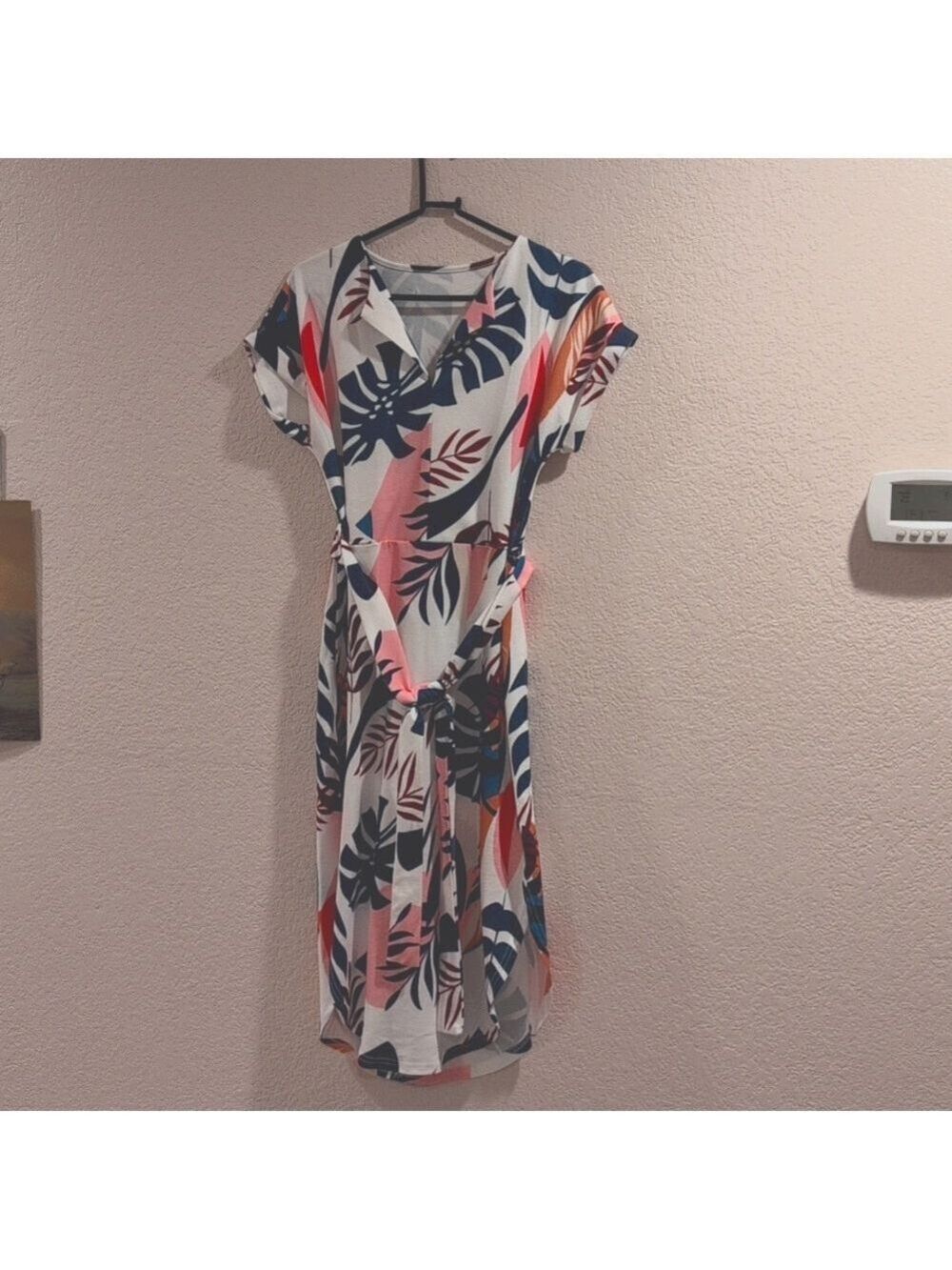 SHEIN Leaf Print Belted Dress Size Small